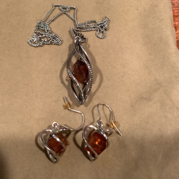 Necklace/Earrings set inGenuine Amber/sterling silver  from Russia - Picture 2 of 2